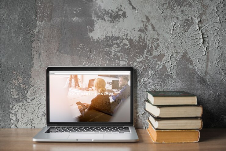 PSD natura morta con mockup portatile