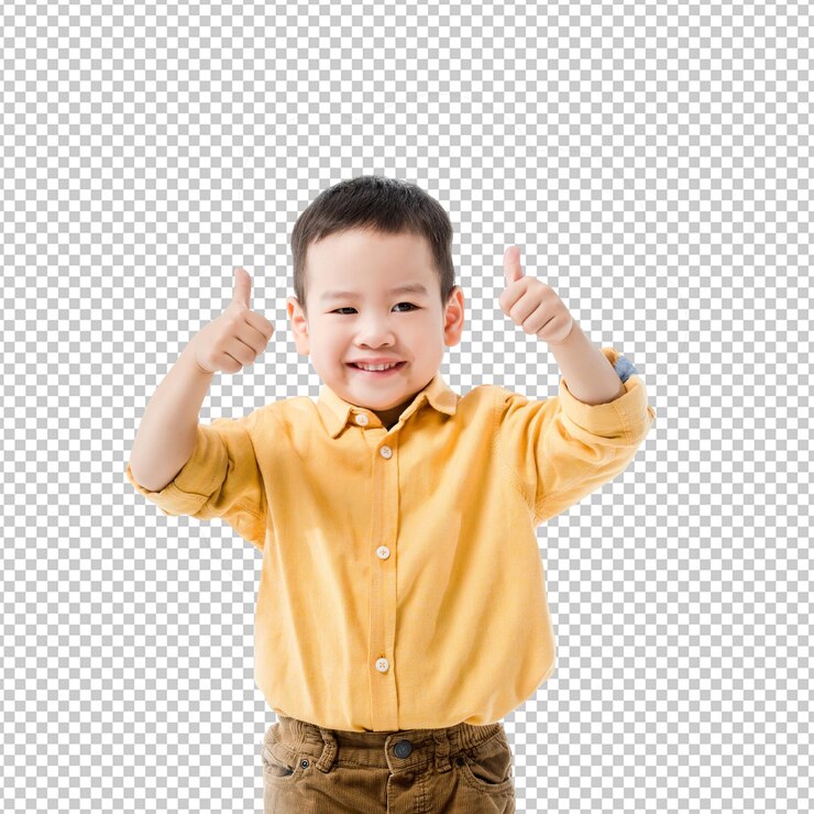 Niño feliz con el pulgar hacia arriba