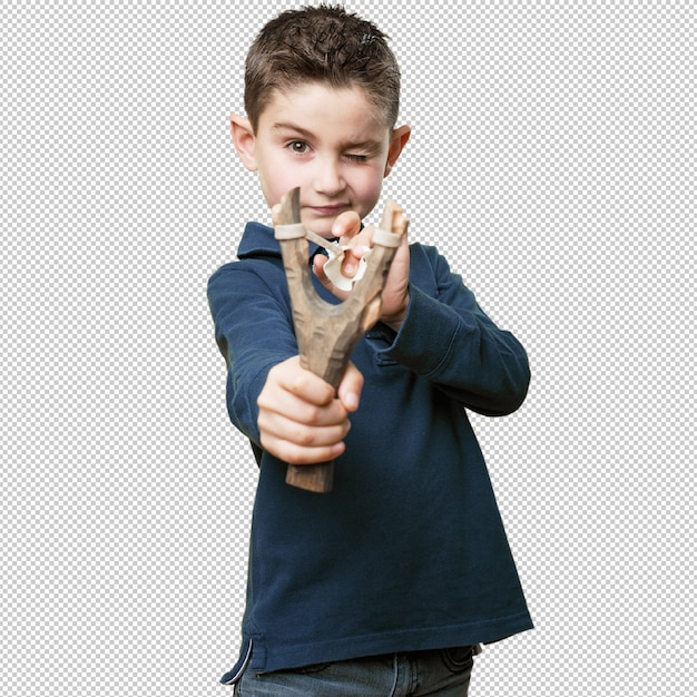 Niño pequeño usando una honda