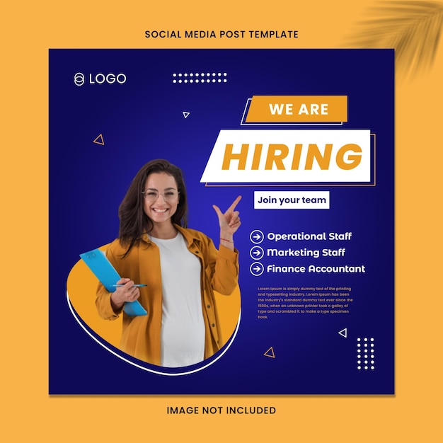 Nous recrutons un modèle de publication sur les réseaux sociaux