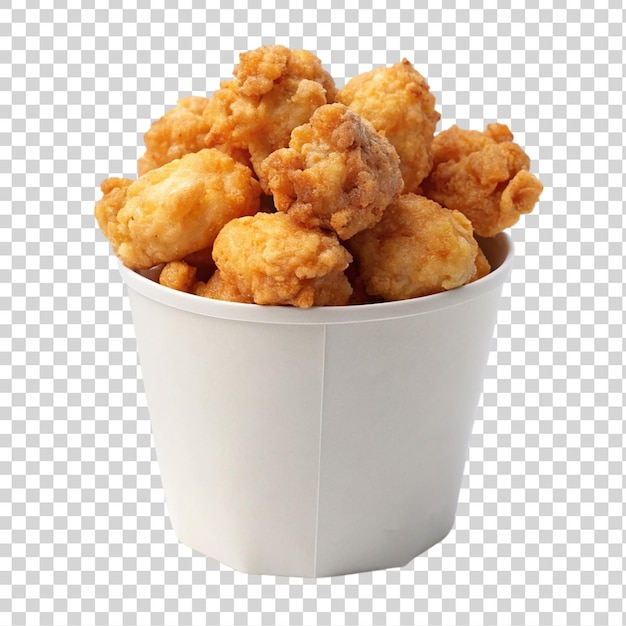 Nuggets de pollo fritos en taza de papel aislados sobre un fondo transparente