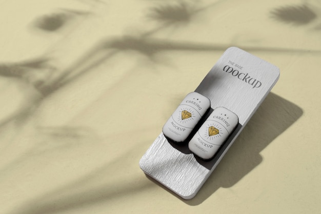 Ohrring-Branding-Mockup-Design