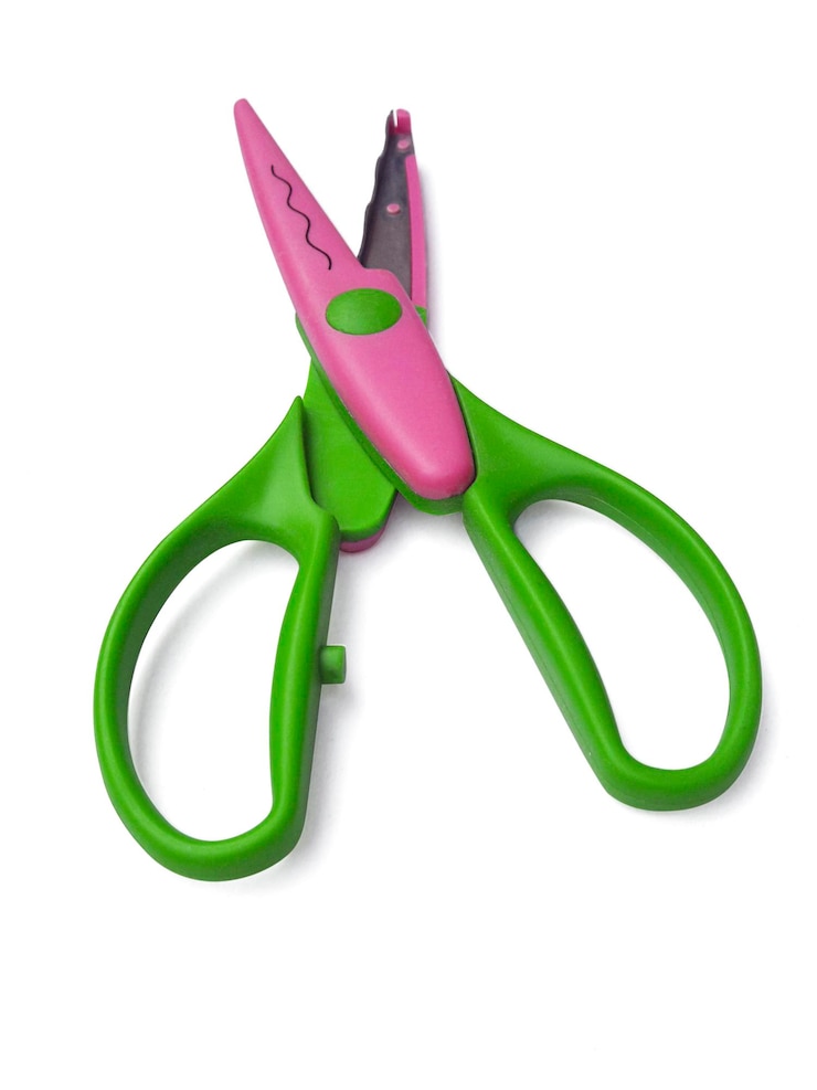 PSD open scissors transparent background