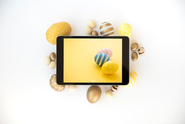 PSD ostern-modell mit tablette