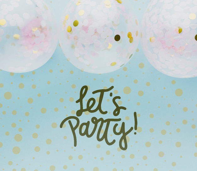 Palloncini colorati con coriandoli e scritte