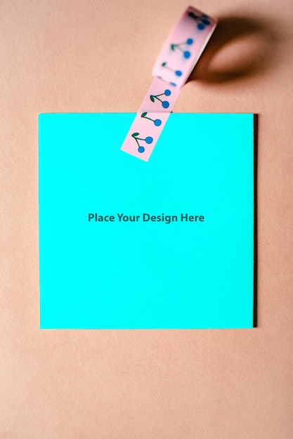 Papel con plantilla PSD de maqueta de cinta