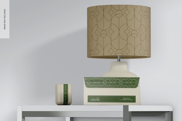 Papelería en Mesa Mockup de Habitación Nocturna en Mesa