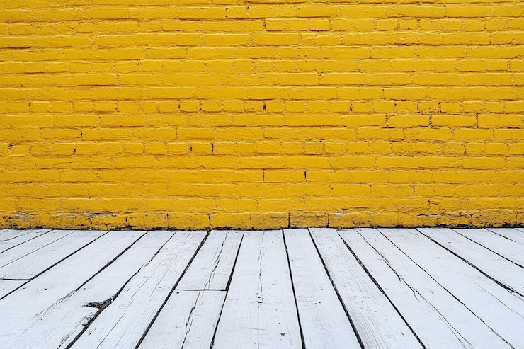 PSD una pared amarilla con un piso de madera blanco en el fondo esta es una plantilla de maqueta de pared de fondo