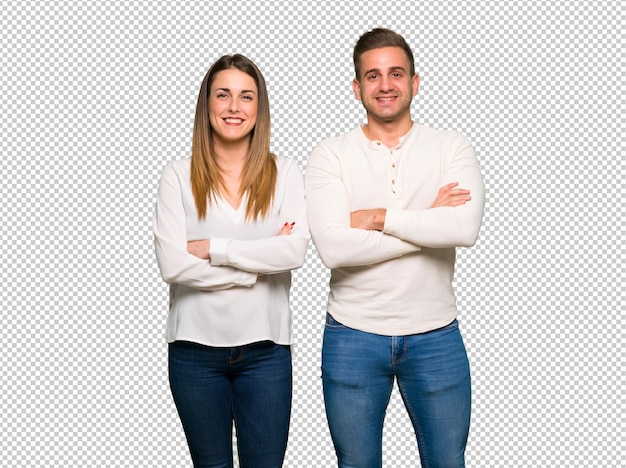 Pareja en el día de San Valentín manteniendo los brazos cruzados