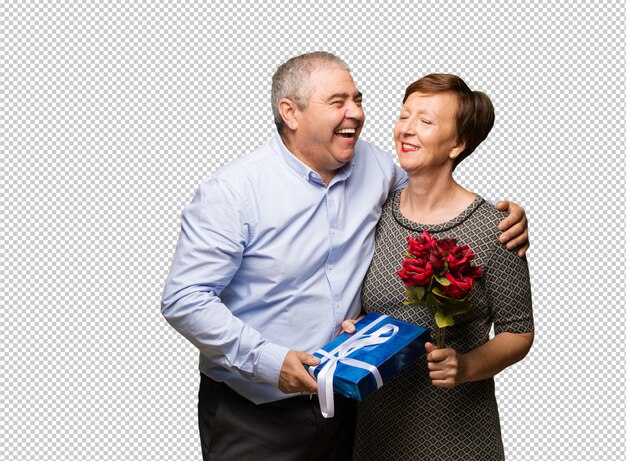 Pareja de mediana edad celebrando el día de san valentín