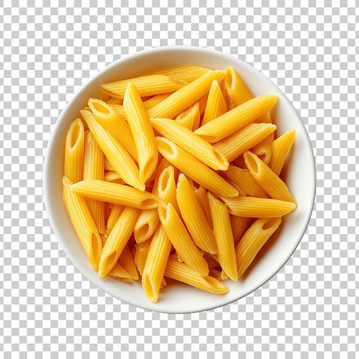 PSD pasta cruda de penne en un cuenco de cerámica blanca sobre un fondo transparente
