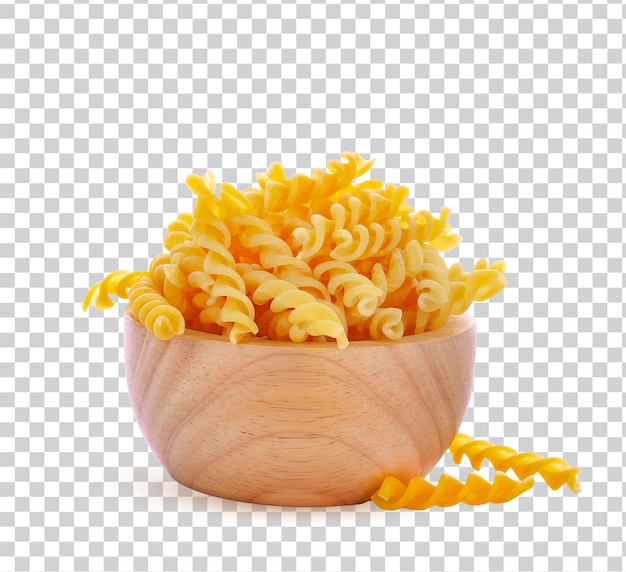 Pasta cruda en tazón de madera sobre fondo blanco foto premium psd