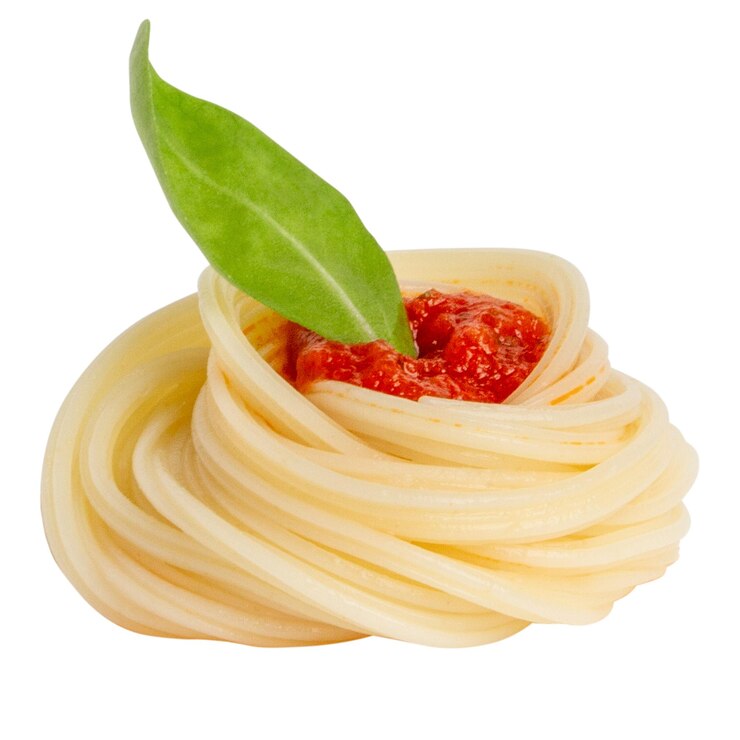 PSD pasta de espagueti hervida con salsa retorcida en un círculo sobre un fondo en blanco