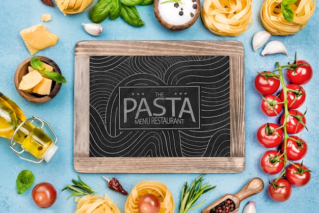 Pasta menü restaurant mit zutaten