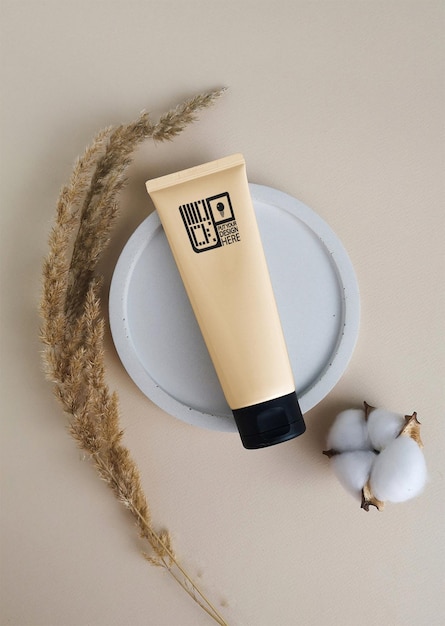Pastel Cosmetic Tube Mockup mit beliebiger Farbe