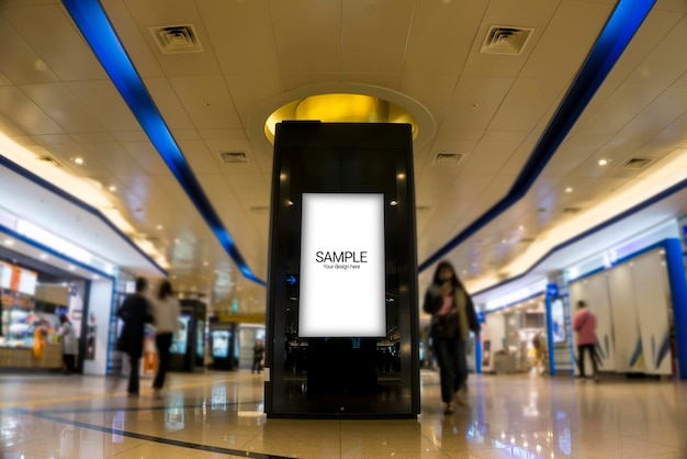 Pemandangan Subway dan Mockup Iklan