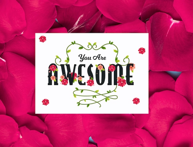 Pétales de fleurs avec carte message