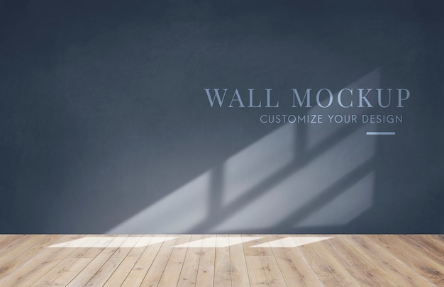 Pièce vide avec une maquette de mur gris foncé