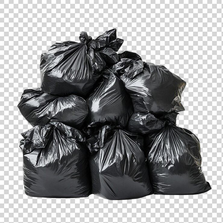 PSD una pila de bolsas de basura negras aisladas sobre un fondo transparente