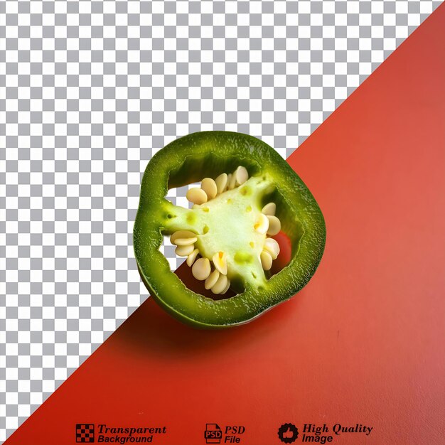 Pimienta de jalapeño verde cortada con semillas aisladas