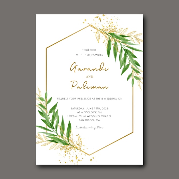 PSD plantilla de invitación de boda con acuarela y hojas doradas.