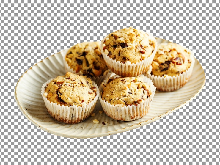 PSD un plato de muffins de avellanas aislado sobre fondo transparente