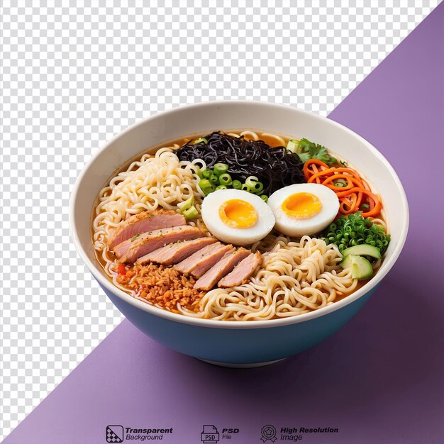 Plato de ramen aislado sobre un fondo transparente