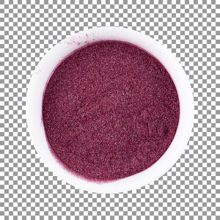 PSD polvo de matcha rojo en un recipiente blanco con fondo transparente