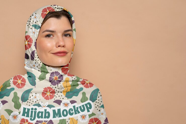 PSD portrait de femme portant le hijab floral islamique