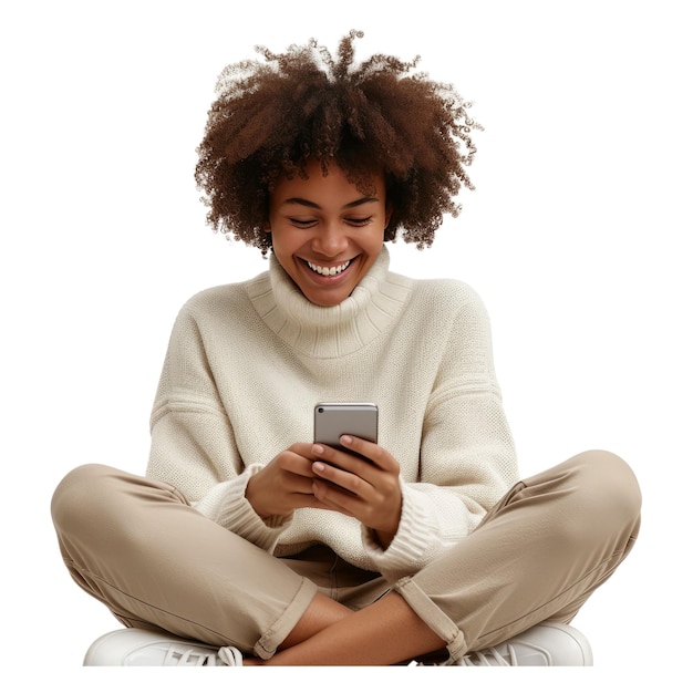 PSD portrait d'une jeune femme afro-américaine heureuse utilisant un téléphone portable.