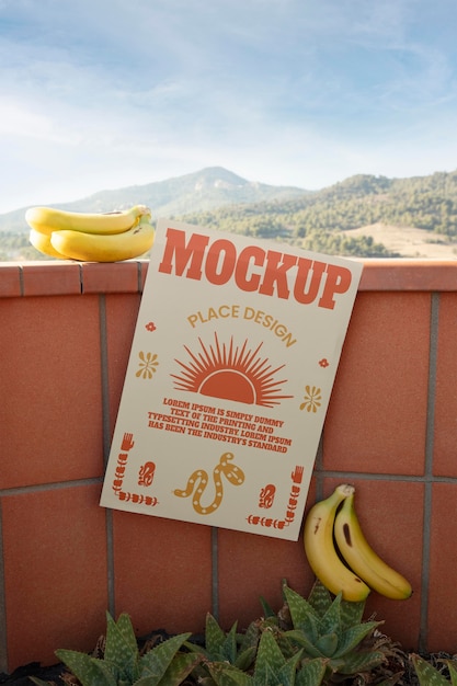 Poster-Mockup in der Nähe von mexikanischem Essen