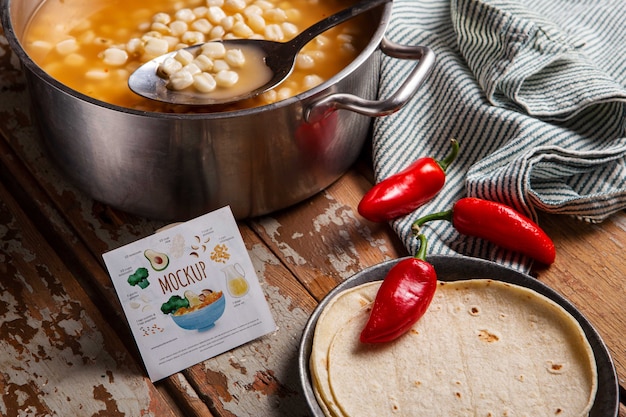 Pozole con design mockup di biglietti da visita