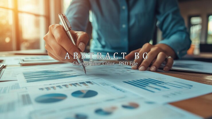 PSD primer plano de una mano analizando gráficos de datos