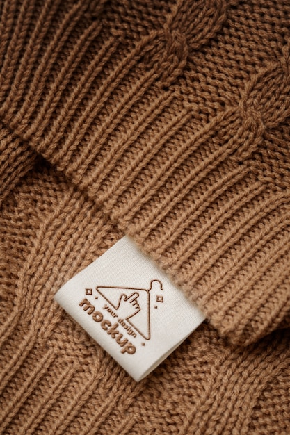PSD primer plano de la maqueta de la etiqueta del suéter