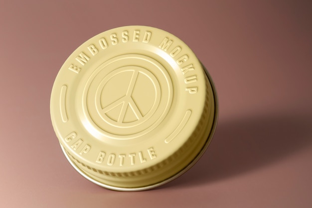 Primer plano de tapa de botella con efecto de logotipo
