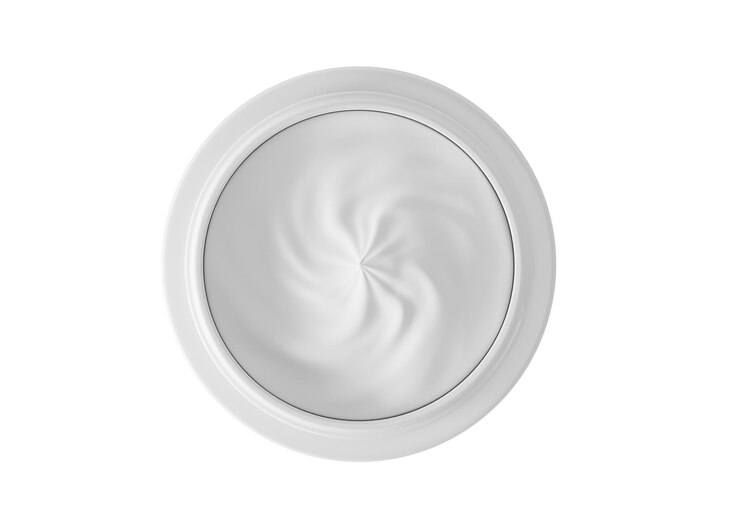 PSD primo piano del contenitore di crema di bellezza sfondo trasparente