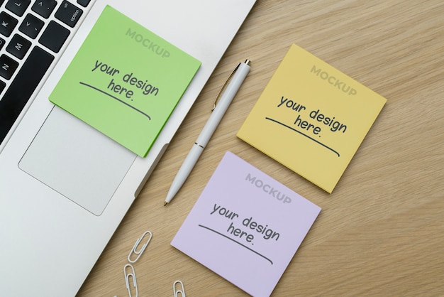 Progettazione di mockup di post-it