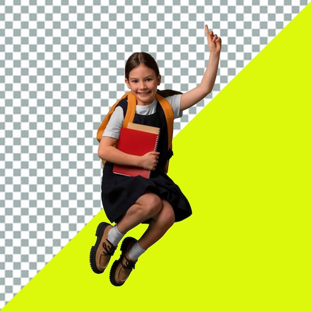psd une fille avec un sac à dos saute en l'air avec un fond vert