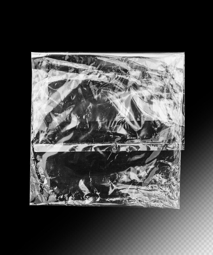 PSD psd imballaggio realistico in pellicola di plastica trasparente isolato sullo sfondo