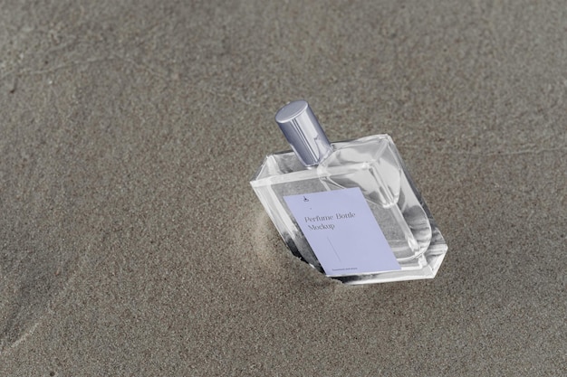 Quadratisches parfümflaschenmodell
