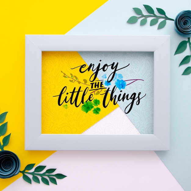 Quadro com tema floral e mensagem positiva