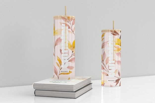 Rambler Travel Mug Trinkbecher-Mockup für die Reise
