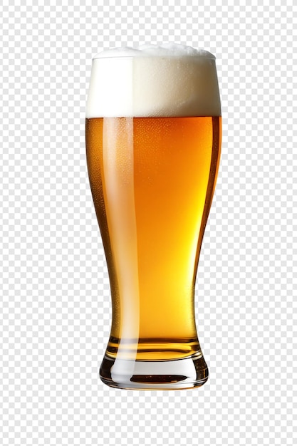 Realistisches bier mit bierbecher png isoliert auf durchsichtigem hintergrund