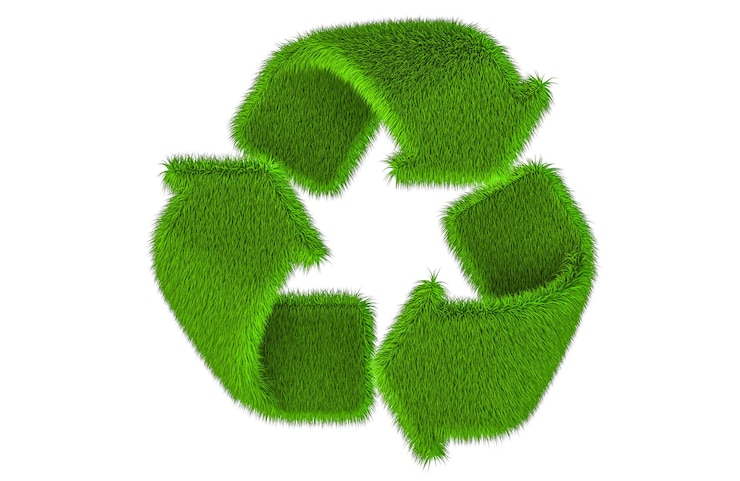 PSD rendering 3d du symbole de recyclage en herbe isolé sur un fond transparent
