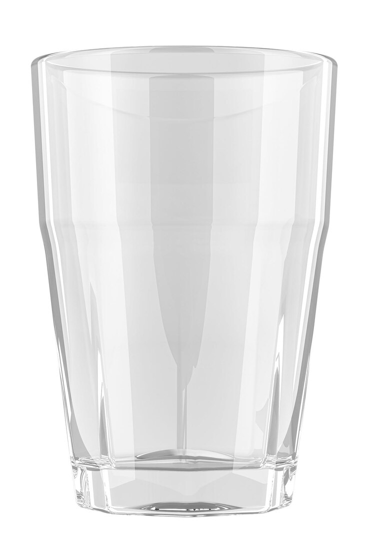 PSD rendering 3d de verre vide isolé sur un fond transparent