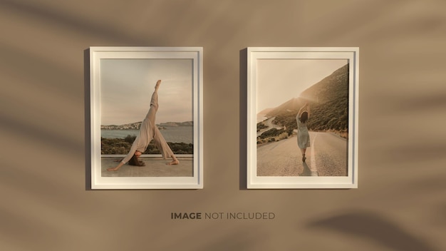 PSD renderização 3d-poster-photo-frame-in-living-room-mockup