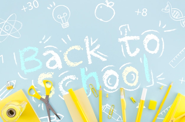 Retour à l'école avec du matériel jaune