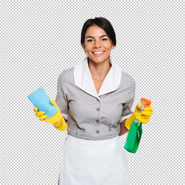 Retrato em close-up de uma empregada alegre de uniforme segurando um pano e um spray de limpeza