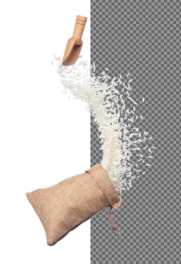 Le riz japonais dans un sac volant explosion riz de grain blanc tombe volant abstrait beau sac de riz complet de graines éclaboussure dans l'air dessin d'objet alimentaire fond blanc isolé mouvement de congélation à haute vitesse