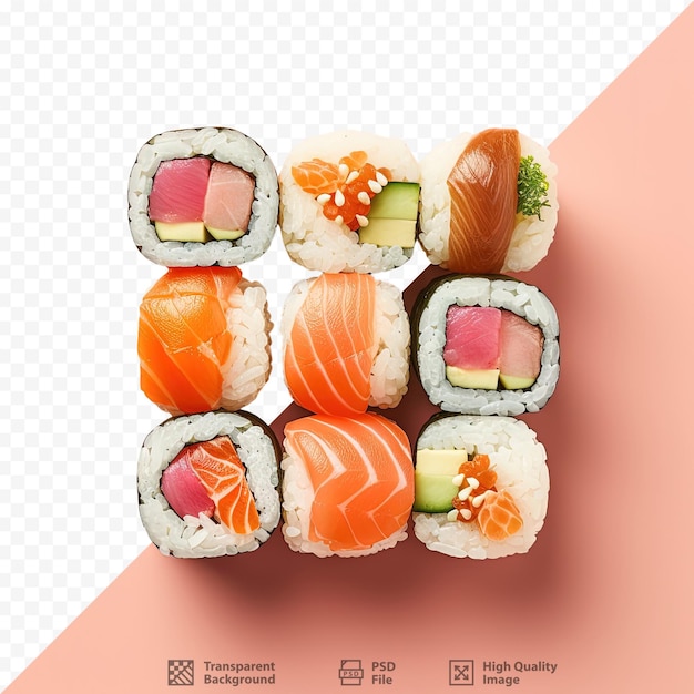 Rolos de sushi japoneses en un fondo transparente desde arriba